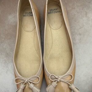 Stuart Weitzman Beige patent leather Bow Flats